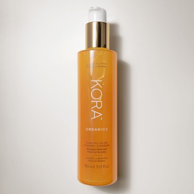 Turmeric Glow Foaming Cleanser