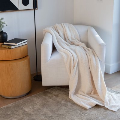 Feather Yarn Throw - 8 Color Options - Ivory