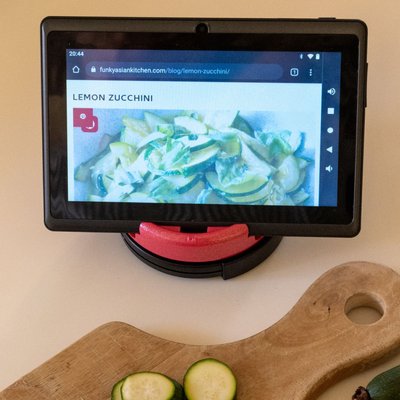 PLUS+ Glazed 360 Smartphone & Tablet Stand - Cherry Red