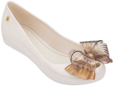 MELISSA ULTRAGIRL SWEET  XVIII AD