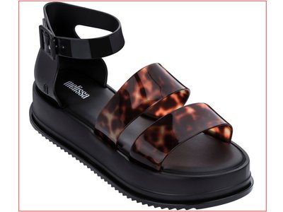 MELISSA MODEL PLATFORM AD