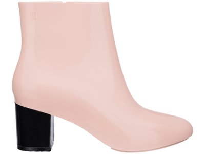 MELISSA FEMME BOOT AD