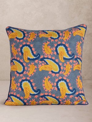 Havana Paisley Pillow Cover, 20" x 20"