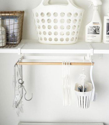 Undershelf Hanger