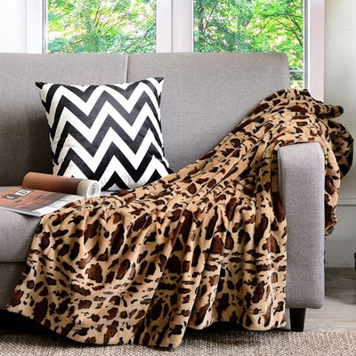 Reversible Faux Fur Microplush Printed Throw Blanket