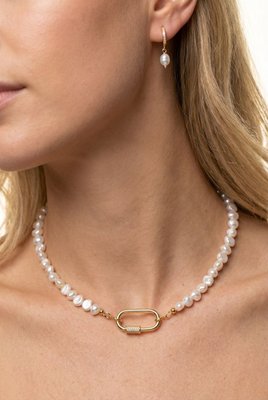 Taylor Necklace +layla Earrings Set