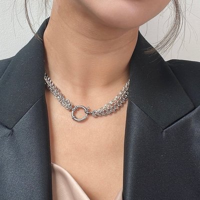 Niki Silver Choker Necklace