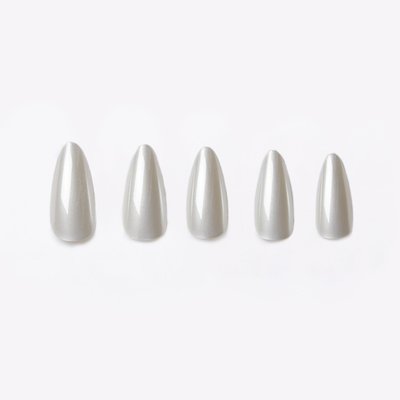 Tip Beauty Icing On The Cake Press On Nail Kit – Almond