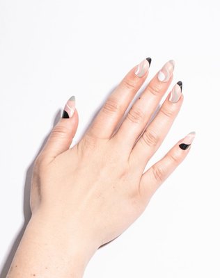 Off Limits Press On Nail Set