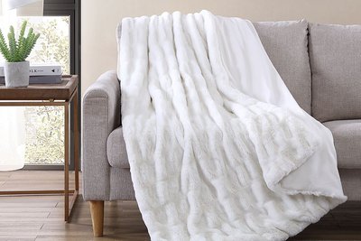 Juniper Faux Fur 50" x 70"