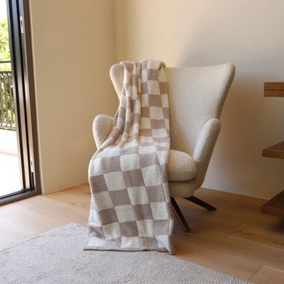 Feather Yarn Throw - Checkered Nude/Ivory