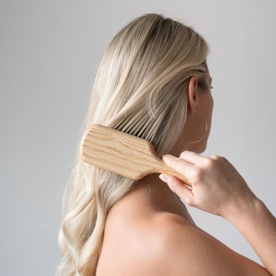 Paddle Brush with Short Pins (Short to Medium Hair)