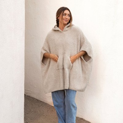Feather Yarn Poncho - Nude