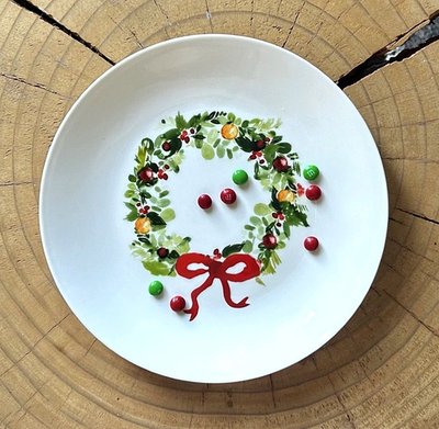 Round Porcelain Tray - Wreath