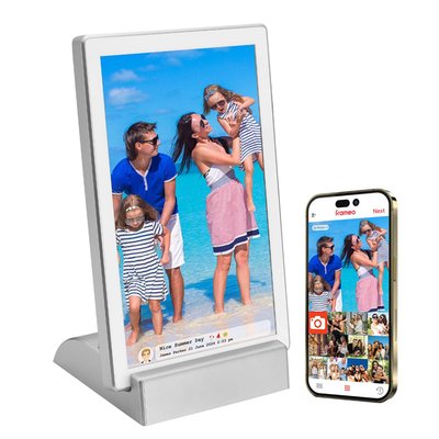 Wireless Digital Picture & Video Frame with Dock - Silver