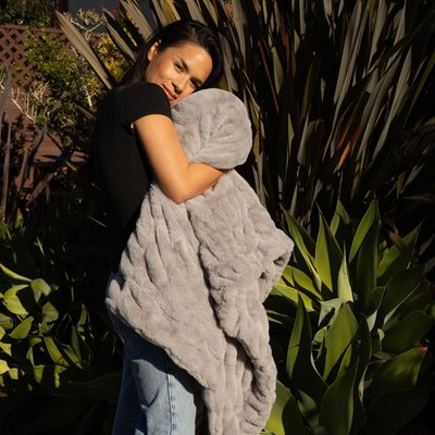 Ribbed Faux Fur Throw - Grey