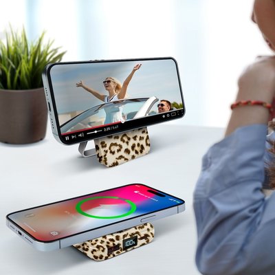 Wireless Charging Battery with Stand - Cheetah