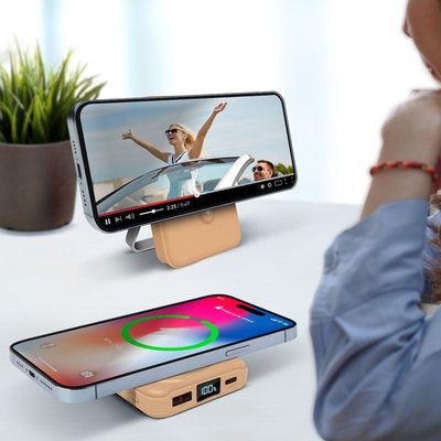 Wireless Charging Battery with Stand - Caramel