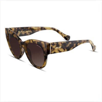 Chelsea Sunglasses - Light Tortoise