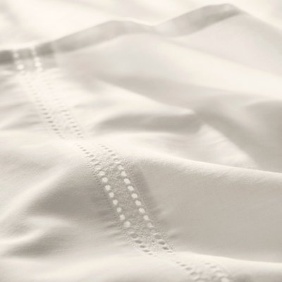 Signature Hemmed Pillow Cases (Set of 2) - White/White