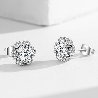 Radiant Splendor Round Stud Earrings - Platinum