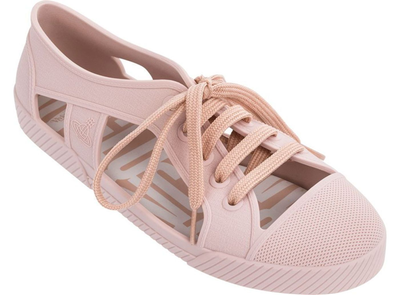 VWA + BRIGHTON SNEAKER