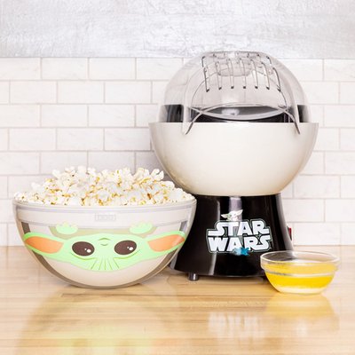 Star Wars The Mandalorian Popcorn Maker- Baby Yoda Kitchen Appliance