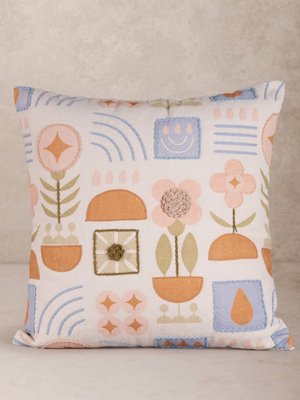 Junia Pillow