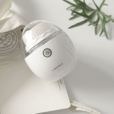 Egg Vibrating Facial Cleansing Brush