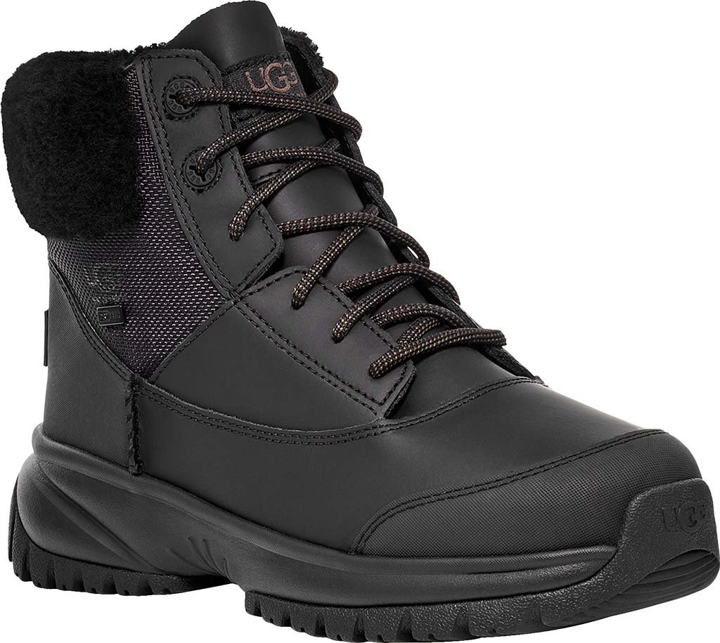 UGG Yose Fluff V2 Boots Women s Black 8