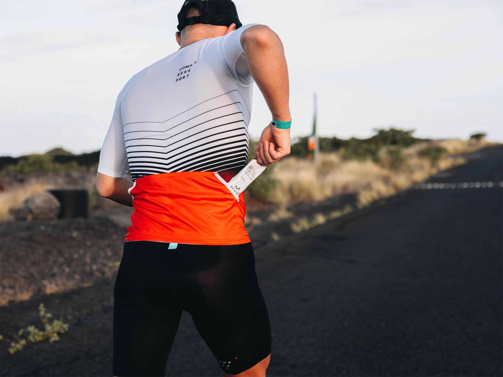 Men's Tri Postural Short-Sleeve Top