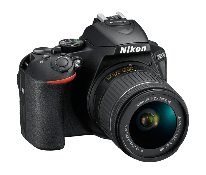 Nikon D5600ダブルレンズキット＋単焦点レンズシャッター回数少なめ 